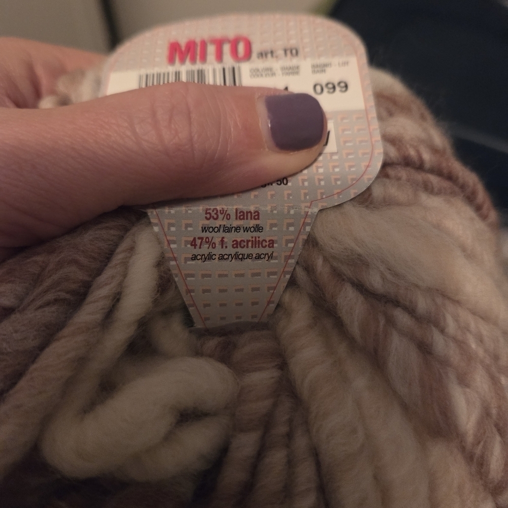 Adriafil Mito Trends Yarn in Gray and Tan - Picture 6 of 7